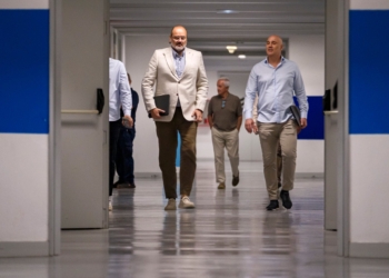Solana revela sus prioridades en el mercado: ¿Shurna a la vista o Urbaniak al frente? 4 Solana revela sus prioridades en el mercado: ¿Shurna a la vista o Urbaniak al frente?