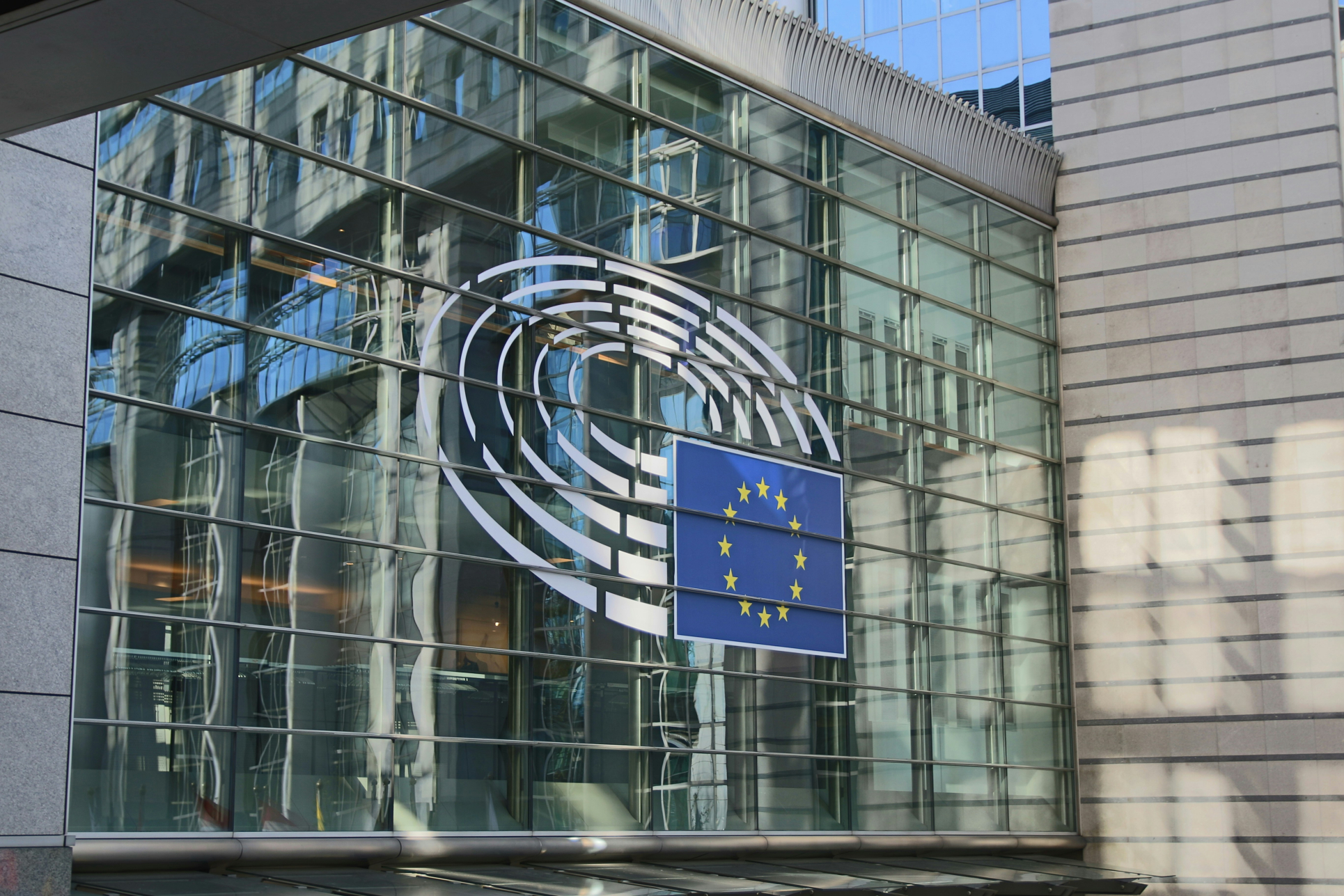 El BCE advierte: las stablecoins podrían acarrear pérdidas millonarias para los bancos europeos. 1 El BCE advierte: las stablecoins podrían acarrear pérdidas millonarias para los bancos europeos.
