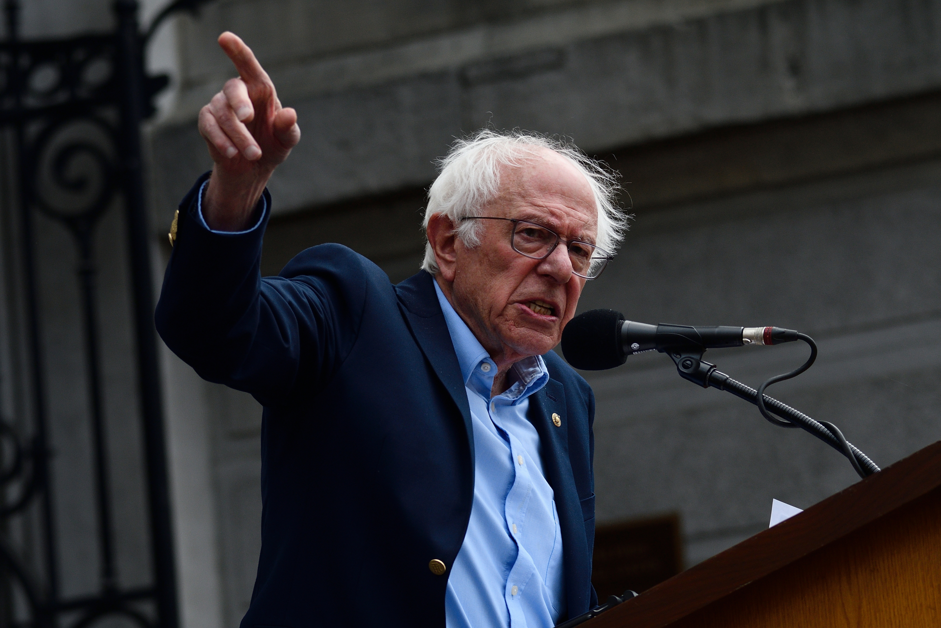 Bernie Sanders denuncia el poder del lobby cripto: ¿189 millones de dólares para influir en las elecciones en EE. UU.? 1 Bernie Sanders denuncia el poder del lobby cripto: ¿189 millones de dólares para influir en las elecciones en EE. UU.?