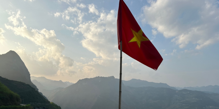 Vietnam toma la delantera en la regulación de criptomonedas: nuevas multas a partir del 1 de septiembre