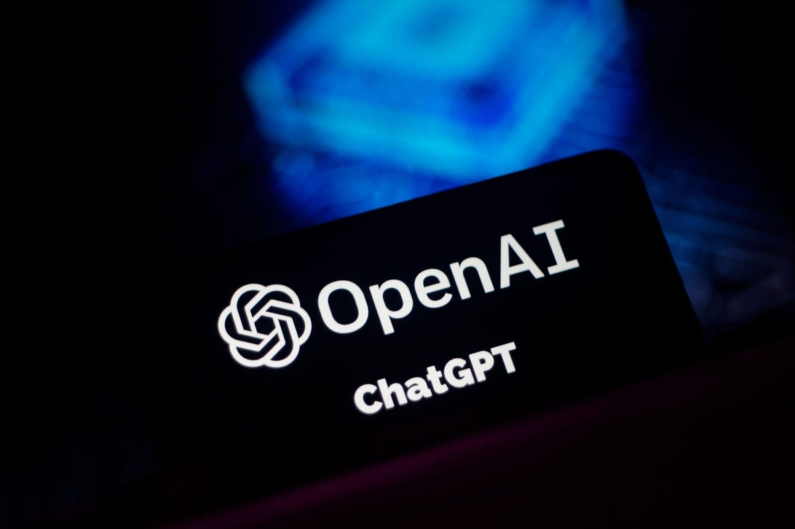 Una inteligencia artificial de OpenAI logra sortear la seguridad y accede a los sistemas de otra empresa.