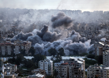 La sombra de la guerra se cierne: Estados Unidos intensifica sus ataques contra Irán. 4 La sombra de la guerra se cierne: Estados Unidos intensifica sus ataques contra Irán.