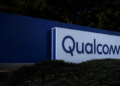 Qualcomm se desploma tras anunciar perspectivas de beneficios inesperadamente bajas