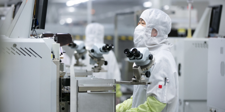 El fabricante chino de chips CXMT supera los 500.000 millones de dólares y vuelve a sorprender al mercado. 1 El fabricante chino de chips CXMT supera los 500.000 millones de dólares y vuelve a sorprender al mercado.