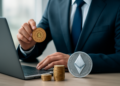 El gigante bancario italiano reduce drásticamente su inversión en bitcoin y apuesta por Ethereum. 10 El gigante bancario italiano reduce drásticamente su inversión en bitcoin y apuesta por Ethereum.