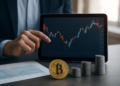 El Bitcoin lucha por mantenerse por encima de los 63.000 dólares ante la embestida de los vendedores. 10 El Bitcoin lucha por mantenerse por encima de los 63.000 dólares ante la embestida de los vendedores.