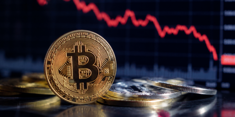 Bitcoin cae más de un 2% antes de Nvidia y el dato PCE
