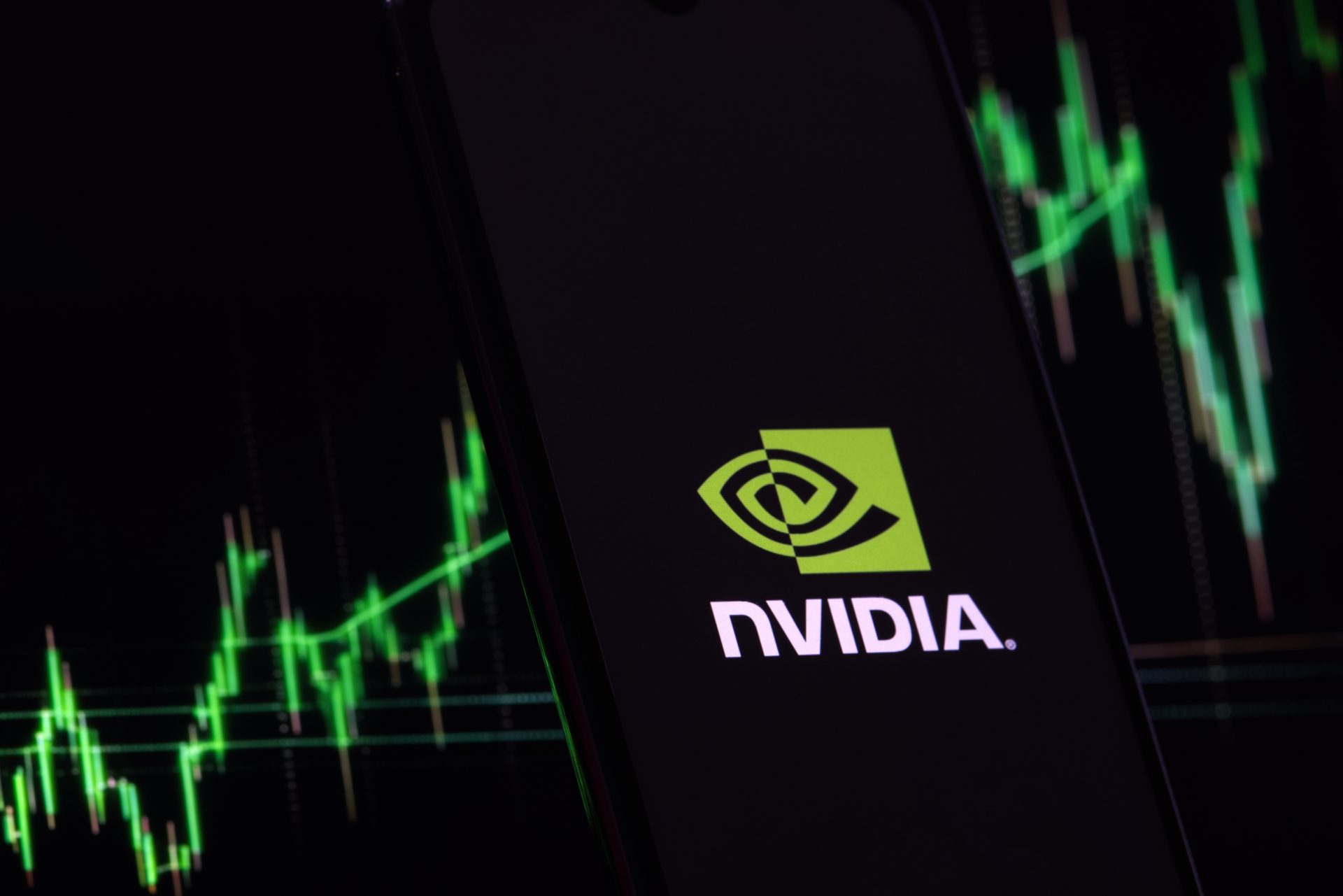 Nvidia arriesga 5.000 millones en una startup de IA sin productos ni beneficios: ¿una jugada maestra o un salto al vacío? 1 Nvidia arriesga 5.000 millones en una startup de IA sin productos ni beneficios: ¿una jugada maestra o un salto al vacío?