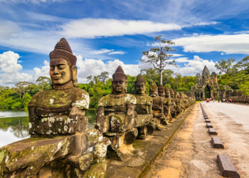 El misterioso destino de los tesoros perdidos de Camboya en museos del mundo
