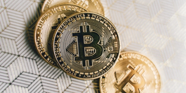 El Salvador tras el bitcoin: La transformación de un experimento en refugio de inversiones.