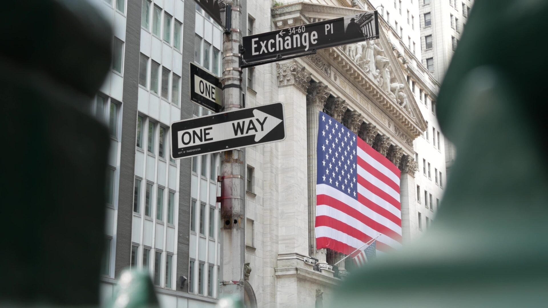 Wall Street se ilumina en verde tras el histórico ascenso del Dow Jones