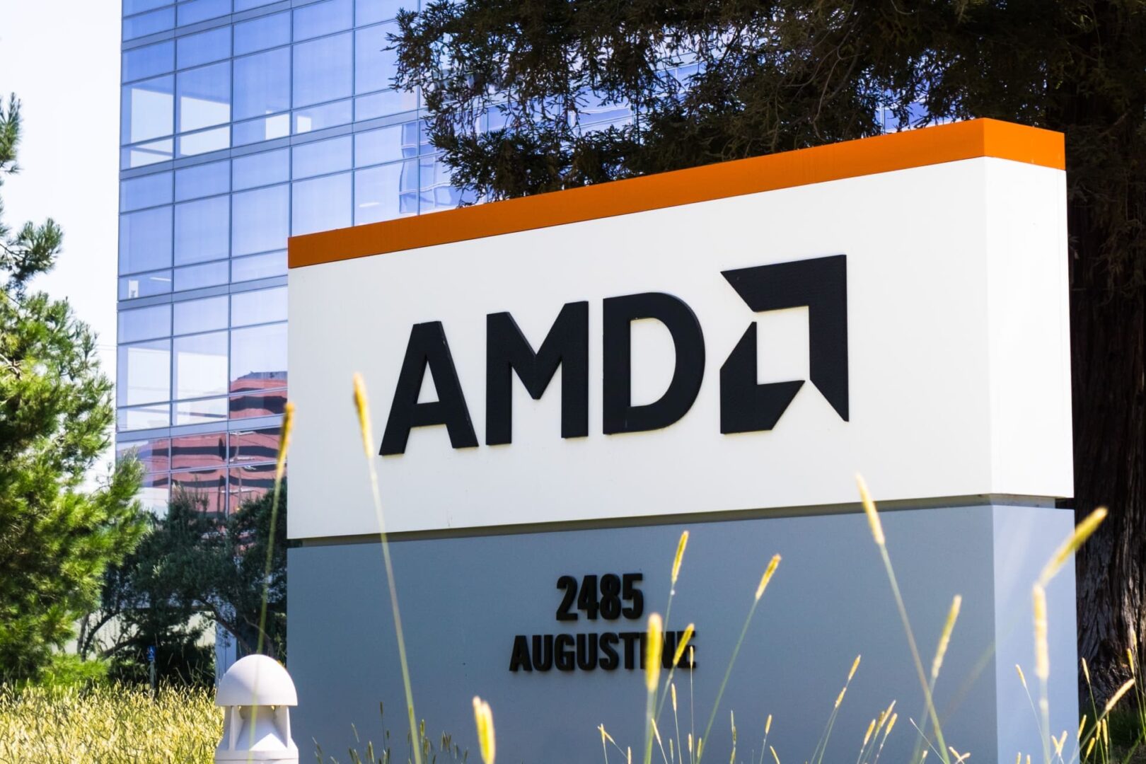 La sorpresiva caída de AMD en Bolsa tras un pronóstico de ingresos que no convence.
