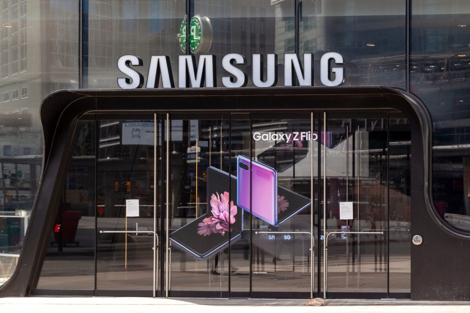 Samsung podría revolucionar la adopción de criptomonedas en el mundo.
