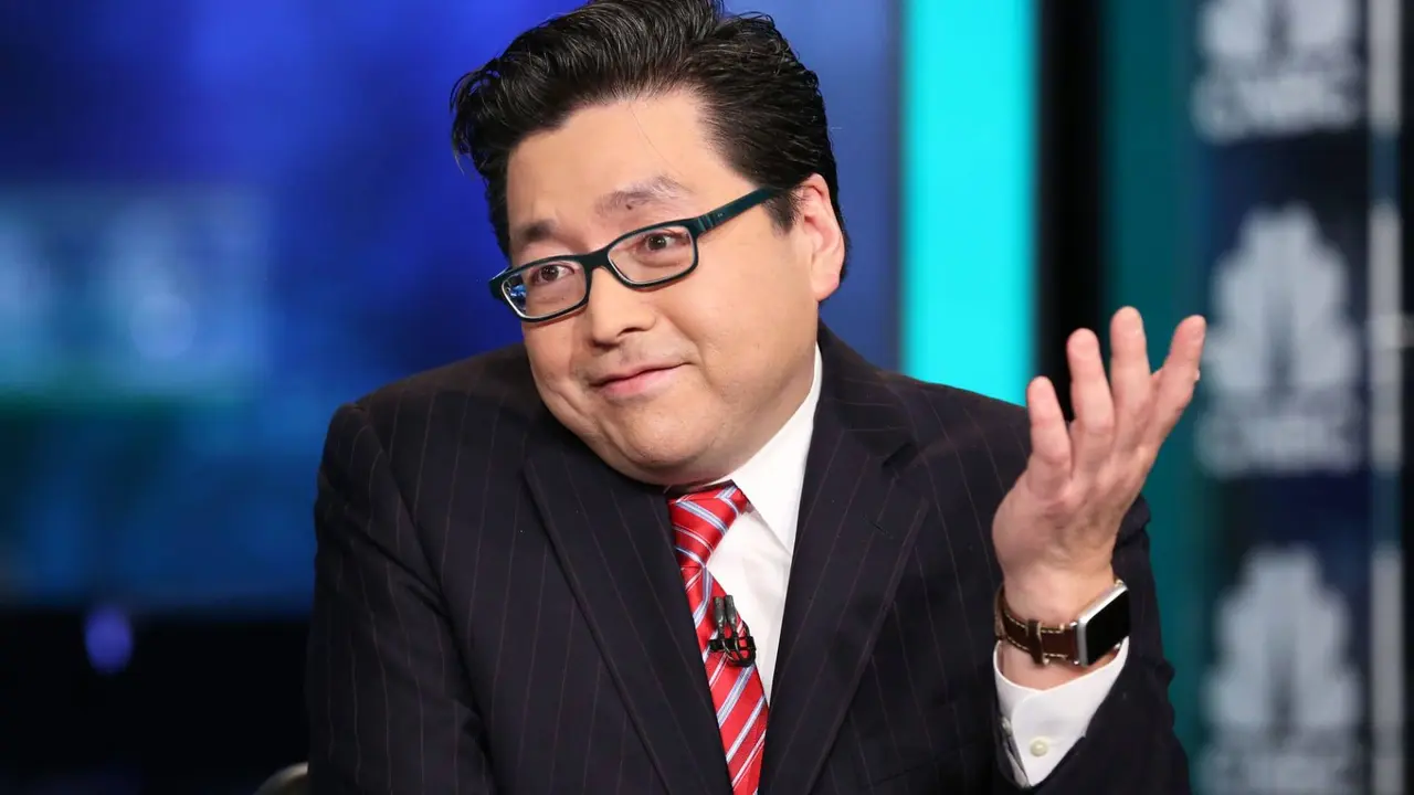 Tom Lee predice que Ethereum será la estrella del próximo repunte en el mercado. 1 Tom Lee predice que Ethereum será la estrella del próximo repunte en el mercado.