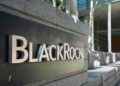 BlackRock se adueña del mercado de ETF de Bitcoin con adquisiciones diarias sorprendentes.