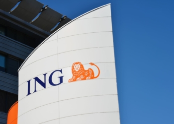 ING revela cómo la IA impulsa la transición energética a pesar de su consumo eléctrico.
