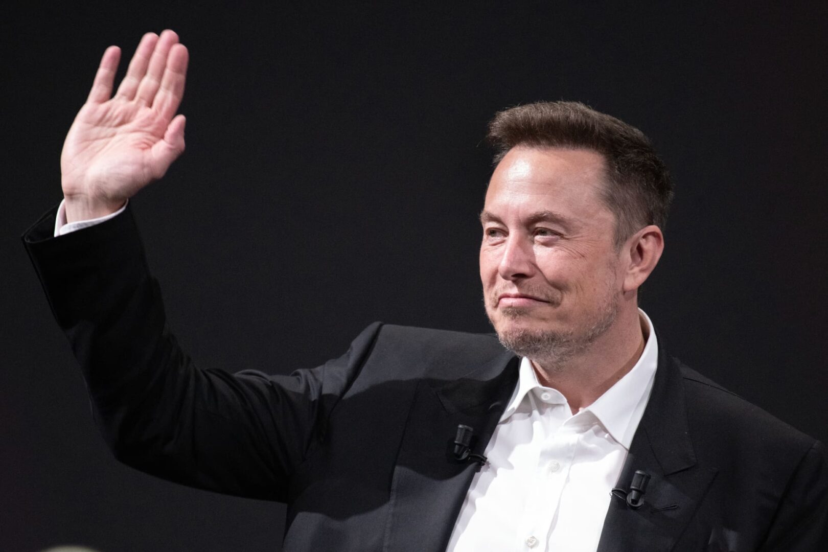 Elon Musk presenta Terafab, el sorprendente rascacielos que redefine el lujo global.