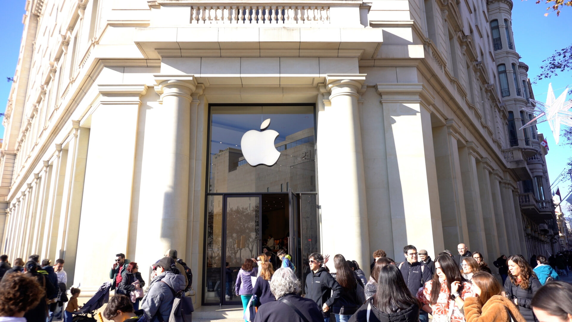 Apple sorprende con su dividendo: descubre cuánto recibirás por 100 acciones esta semana.