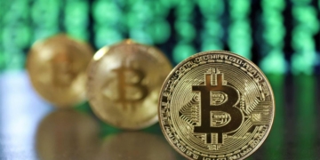 Rusia da un paso adelante y permite el comercio de criptomonedas con un límite anual para individuos.