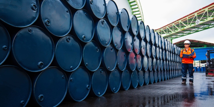 El petróleo ruso atraviesa su punto más crítico: exportaciones en mínimos históricos desde mayo.