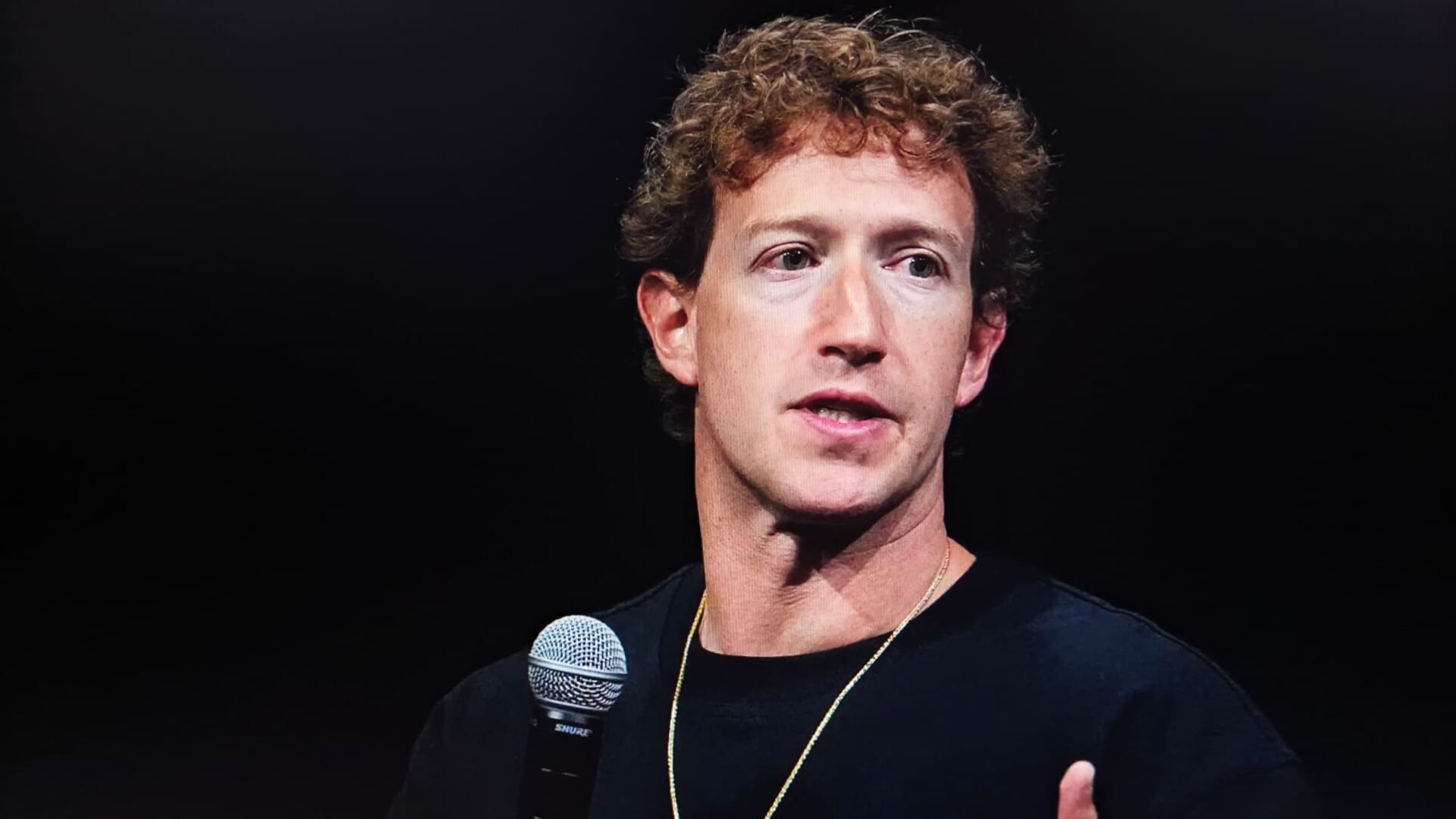 Zuckerberg advierte: ¿Quién debería controlar la inteligencia artificial?