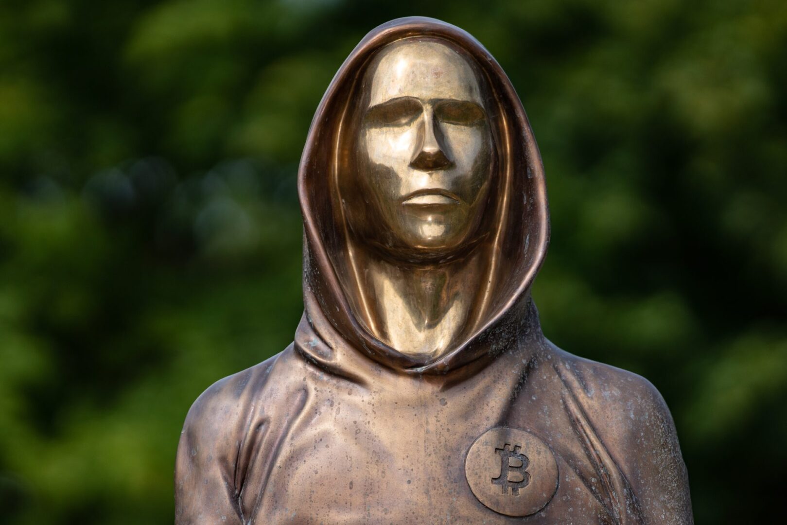 El misterioso surgimiento de 184.000 millones de bitcoins de la nada