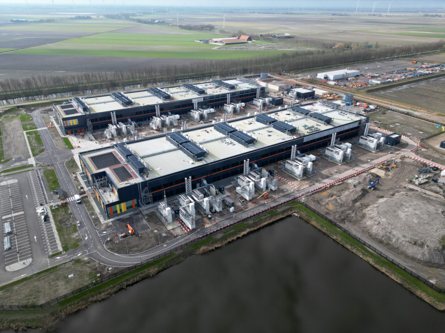 Nvidia destina hasta 105.000 millones de dólares para construir un impresionante megacentro de datos para OpenAI.