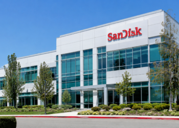 SanDisk experimenta un asombroso incremento del 79% en solo dos semanas y se sitúa en la mira de un margen del 80%.