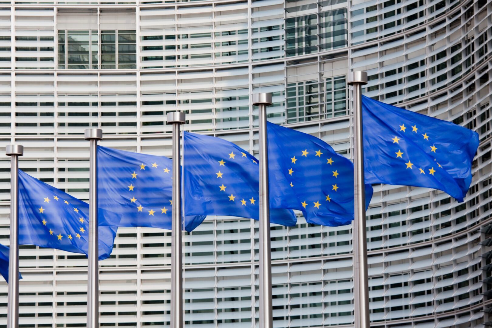 Las recientes regulaciones cripto en Europa abren la puerta a un incremento alarmante de estafas