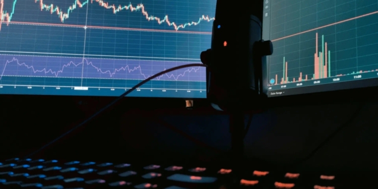 Bitcoin alcanza los $64,000 mientras las altcoins enfrentan caídas inesperadas 1 Bitcoin alcanza los $64,000 mientras las altcoins enfrentan caídas inesperadas
