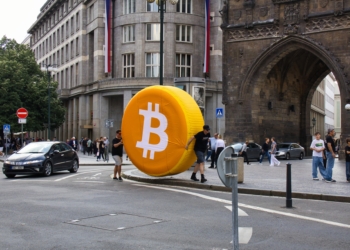 Bitcoin supera una barrera decisiva y pone la mira en los 76.000 dólares