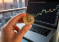 Bitcoin recupera los 70.000 dólares por primera vez desde junio y Trump deja una pista sobre lo que viene