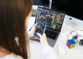 Solana desafía al mercado cripto: SOL escala un 4,22% y supera los 99,79 dólares рәһ