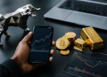 El inesperado consejo de Arthur Hayes sobre acciones, oro y Bitcoin que pocos se atreven a seguir