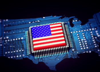 Europa pone límites a la IA mientras Estados Unidos acelera: la brecha tecnológica que puede decidir el futuro