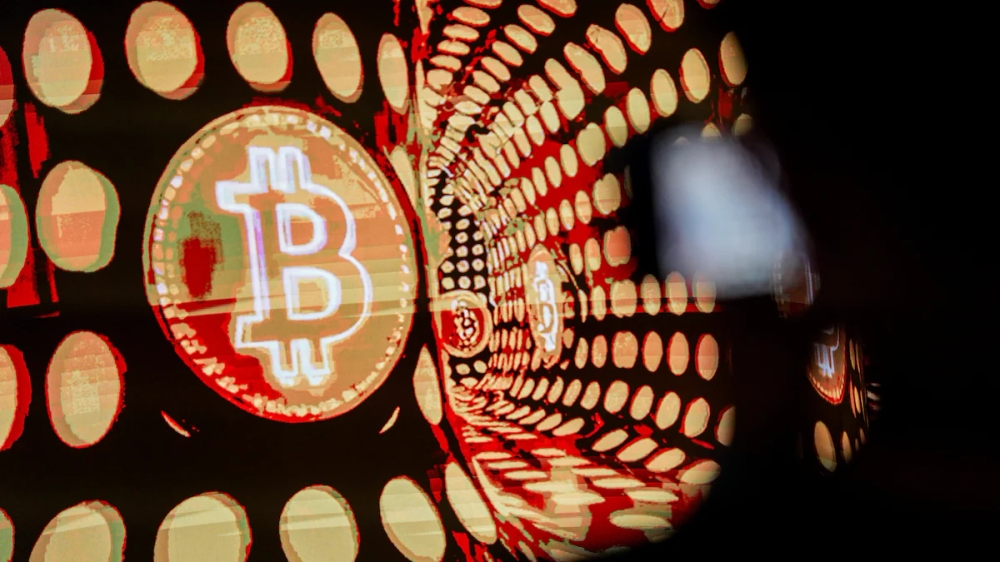 Bitcoin rompe la barrera de los 80.000 dólares y toca máximos de tres meses: crece la apuesta por una devaluación 1 Bitcoin rompe la barrera de los 80.000 dólares y toca máximos de tres meses: crece la apuesta por una devaluación