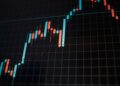 XRP pierde soporte clave mientras Dark Defender apunta a 4,11 dólares