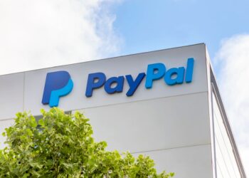 PayPal cae un 14% tras retirarse Stripe y Advent de su compra
