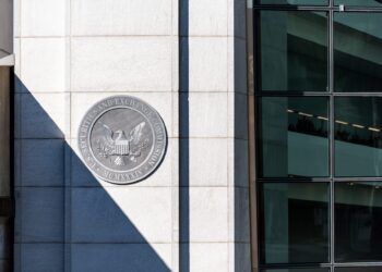 La SEC demanda a 38 entidades por falsear registros de inversión