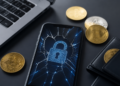 Apps falsas de Claude y Sparrow Wallet roban claves privadas