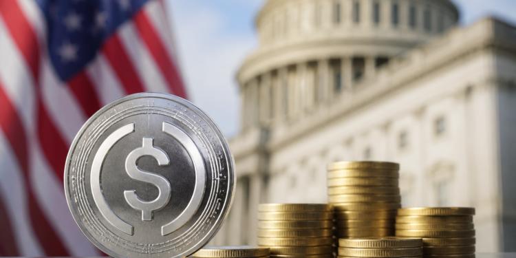 EE. UU. sopesa impulsar las stablecoins para financiar su deuda