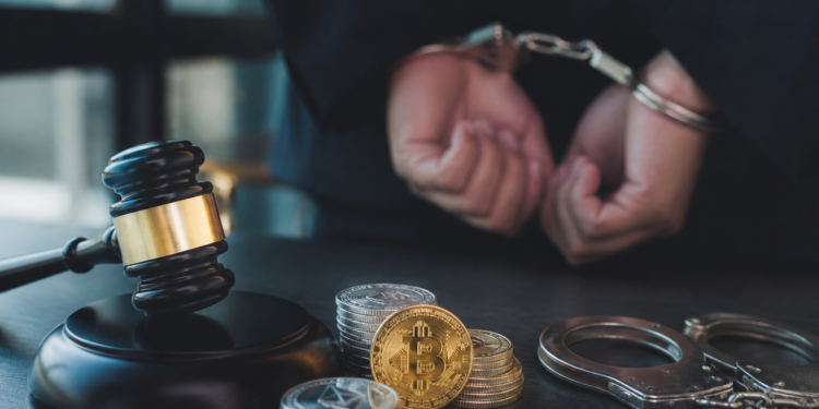 Condenado a 12 años por robar casi 16 millones a clientes de Coinbase 1 Condenado a 12 años por robar casi 16 millones a clientes de Coinbase