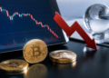 Bitcoin cae 3,41% y vuelve a poner a prueba los USD 83.000