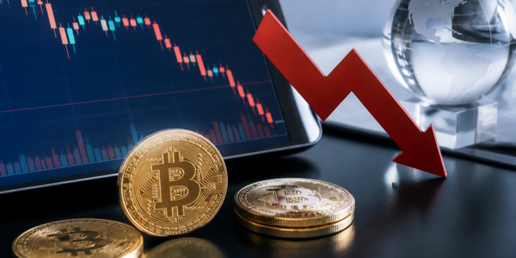 Bitcoin cae 3,41% y vuelve a poner a prueba los USD 83.000