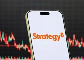 Strategy vuelve a comprar bitcoin tras 10 semanas por $370 millones