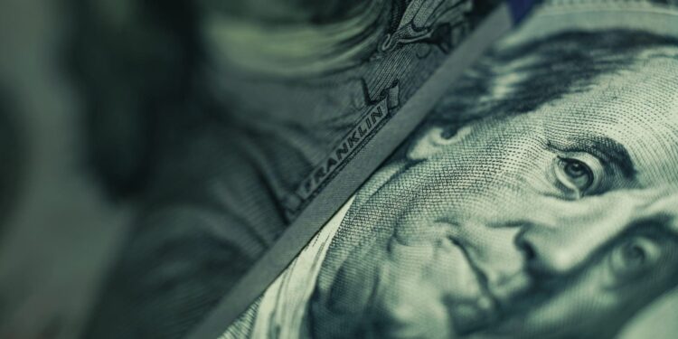 La baja cobertura cambiaria de 4,6 billones podría presionar al dólar 1 La baja cobertura cambiaria de 4,6 billones podría presionar al dólar