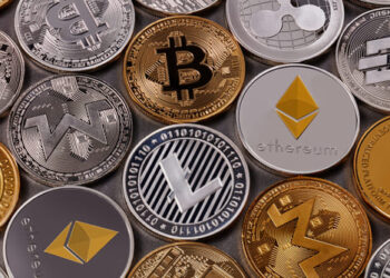Bitcoin cae por cuarto día y deja más de 140.000 traders liquidados
