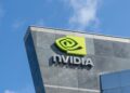 Nvidia sopesa invertir 10.000 millones de dólares en la OPV de Anthropic