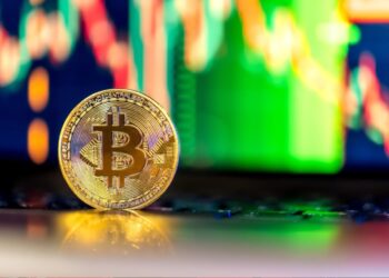 Bitcoin sube un 0,9% y ronda los 78.000 dólares