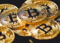 Bitcoin sube 1,22% y se estabiliza en 77.959,7 dólares